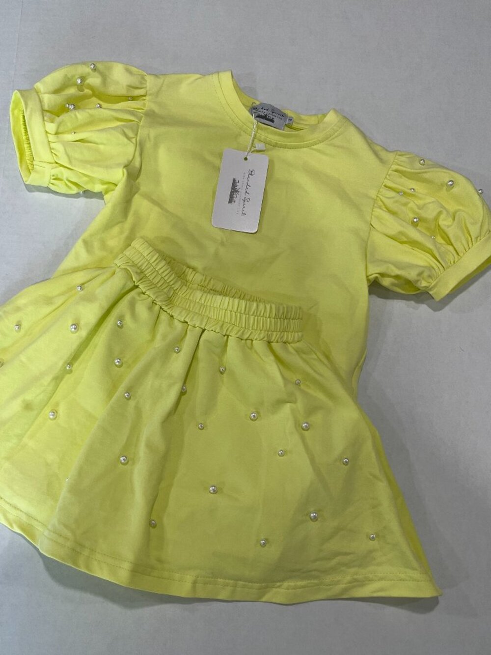 Girl - 4 - NWT Blended Spirit Puff Sleeves Pearls Skort Set in Yellow